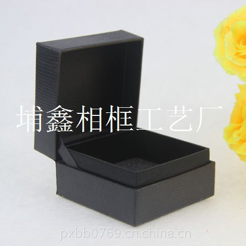 精美經典翻蓋禮品盒 中高檔創意化妝盒